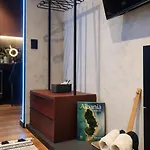 Center Urban شقة